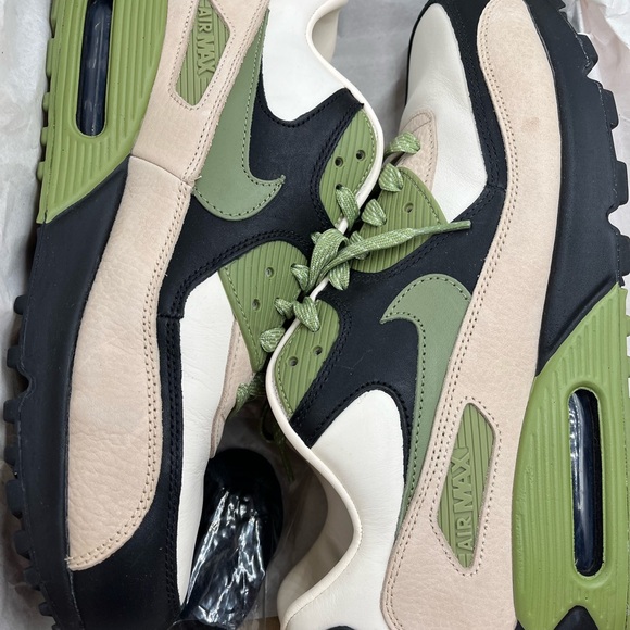 Nike Air Max 90 Lahar Size 11 CI5646 200 - Picture 2 of 9